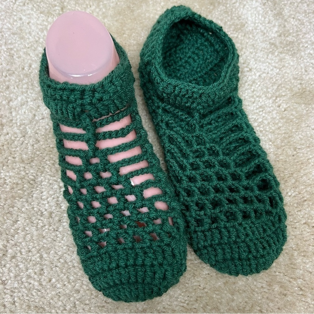 Handmade handknit ankle warm and cozy socks Sz 8-9